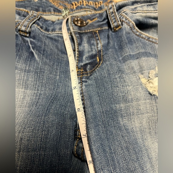 ๐EUC- PAPAYA DISTRESSED BOOT CUT JEANS SZ 7๐๐ - Picture 3 of 9